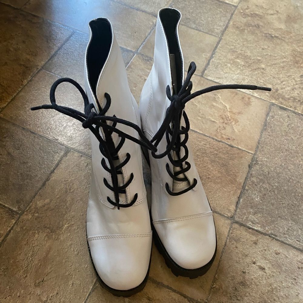 Schultz Jeannie Combat Boots Sz 10 - Picture 7 of 9